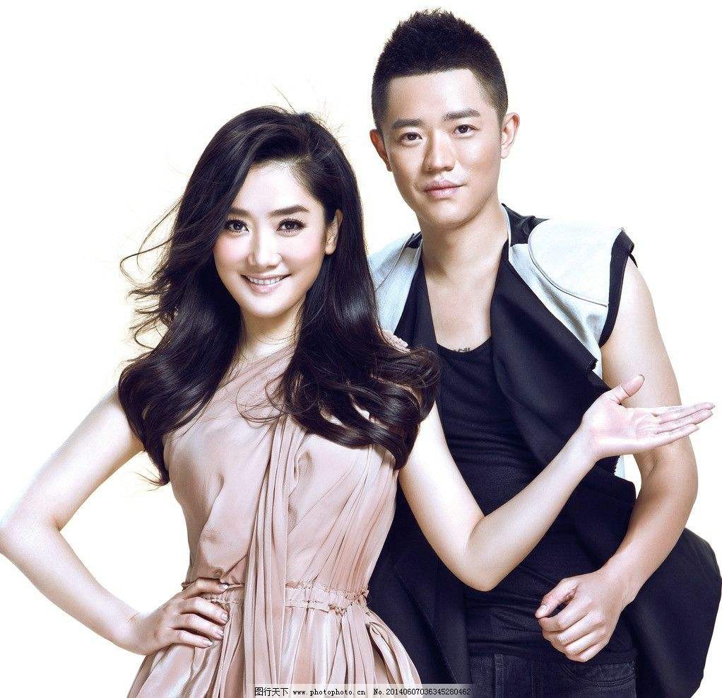 凤凰传奇女的叫什么名字 凤凰传奇女的介绍