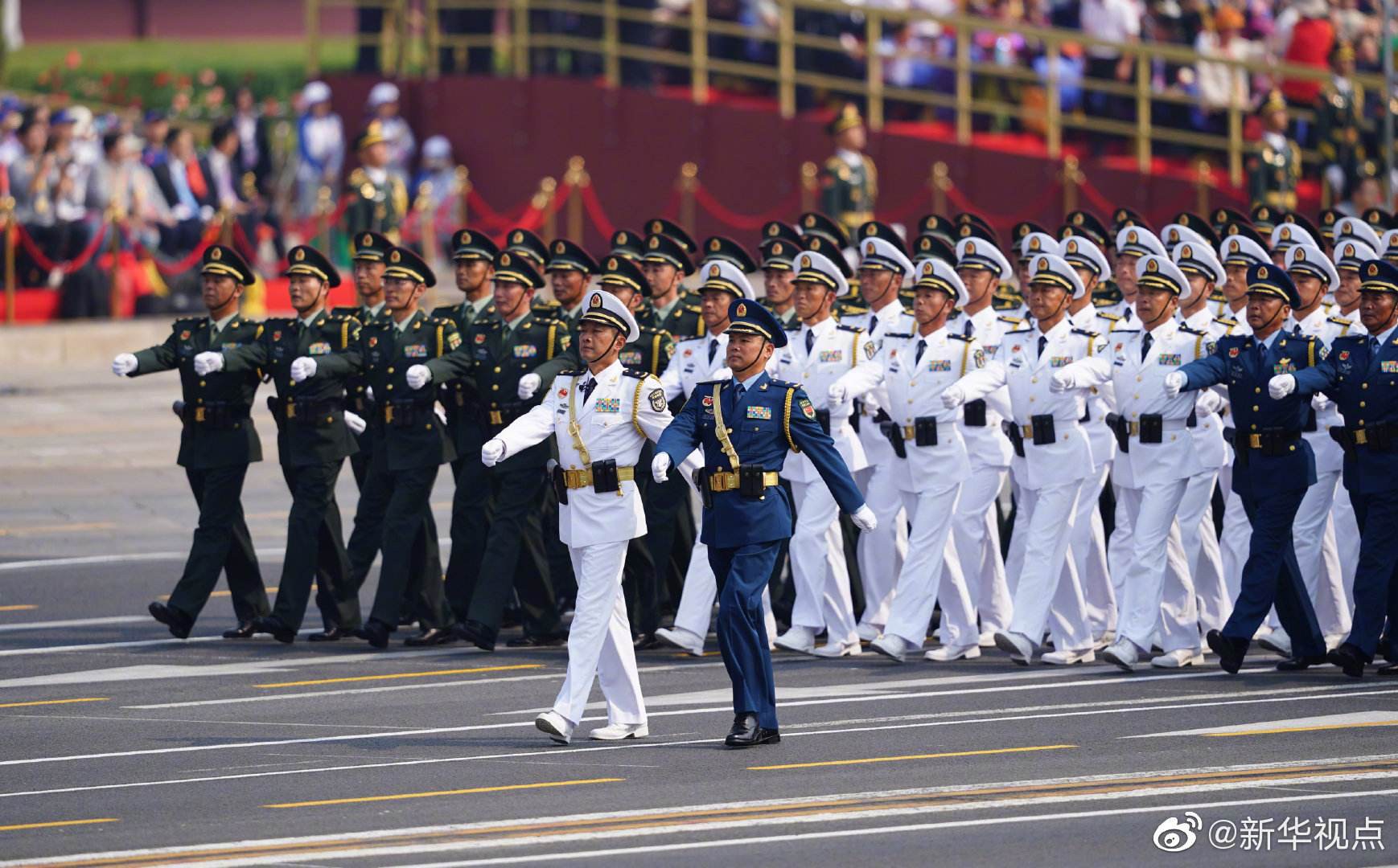 2019阅兵武警部队方队图片