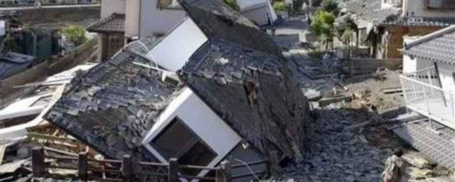 梦见家里地震全家人往后桥上走,寓意与解析 梦见家里地震全家人往后桥上走,寓意与解析