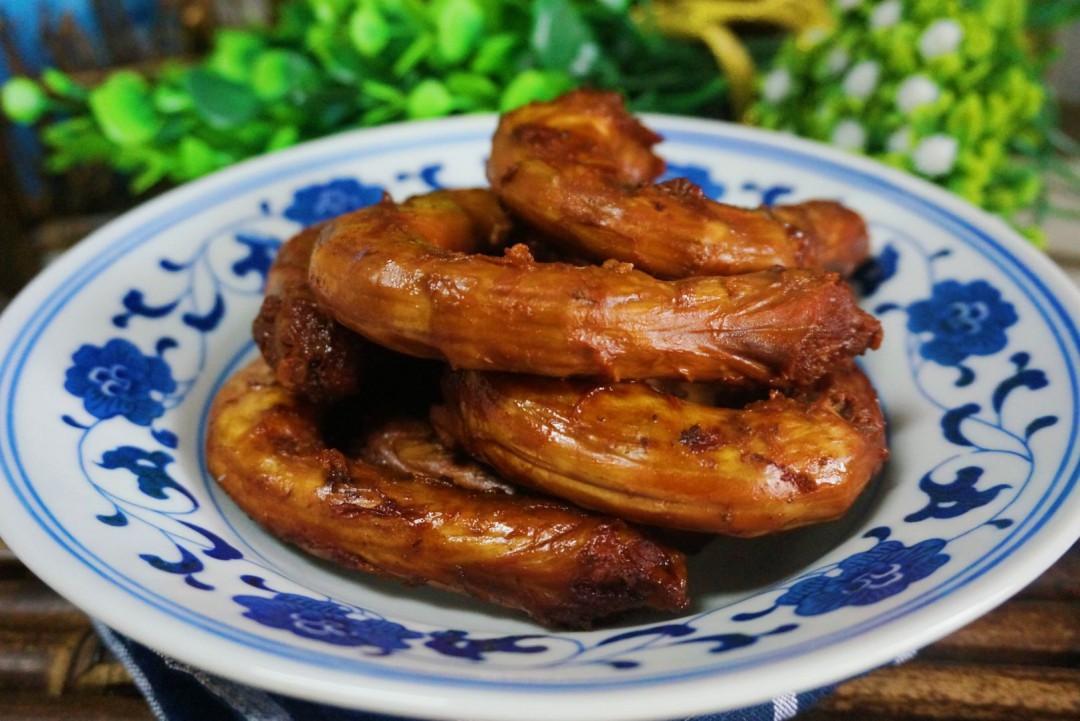 鸡脖子的做法 盐水鸡脖子做法？  第1张