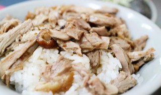  自创鸭肉蒸饭如何做 鸭肉蒸饭的做法介绍