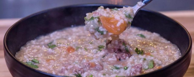 衚蘿蔔羊肉粥 制作衚蘿蔔羊肉粥的方法,第2張 衚蘿蔔羊肉粥 制作衚蘿蔔羊肉粥的方法,第2張
