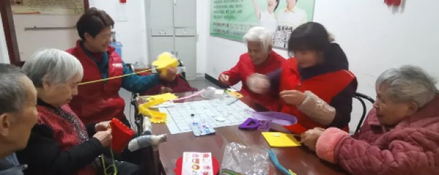 為什麼老人死前自己知道 老年人飲食註意事項有哪些,第1张 為什麼老人死前自己知道 老年人飲食註意事項有哪些,第1张