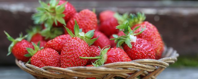 草莓如何施肥解释，理解草莓施肥技巧