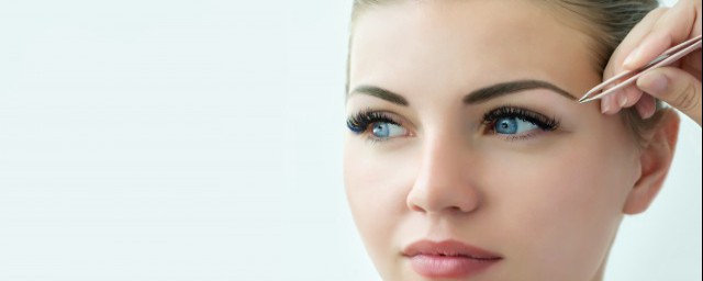 如何正确涂抹纹眉修复液？纹眉修复液的正确使用方法