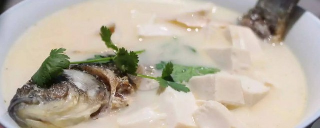 豆腐炖鱼怎么做