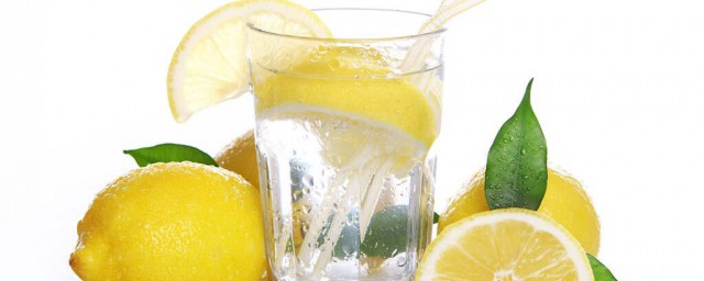 蜂蜜柠檬水不能和什么一起吃蜂蜜柠檬水不能和什么一起吃