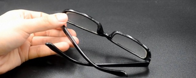 消除眼镜印的小妙招是什么？如何消除眼镜印