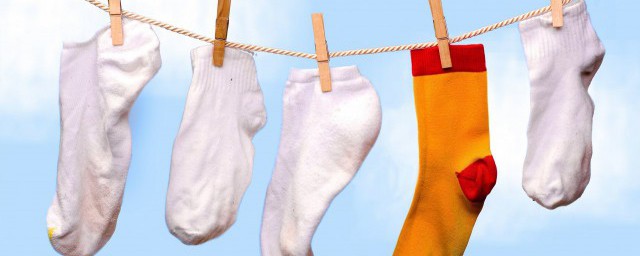 袜子硬了怎么变软;对于袜子硬了变软的办法介绍