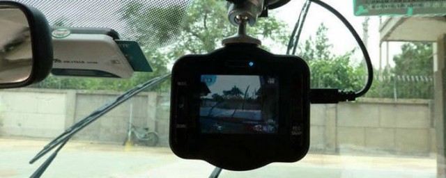 行车记录仪停车熄火后能自动录像吗相关解释