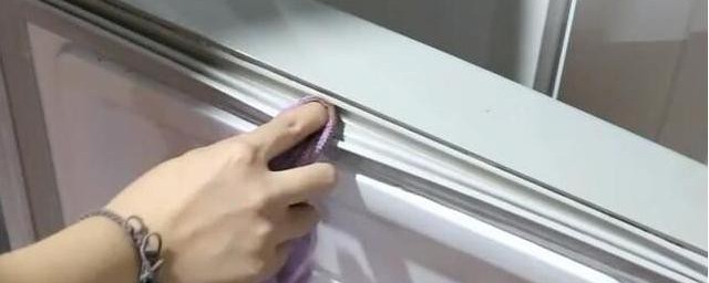 冰箱门缝怎么清洗干净;对于冰箱门缝清洗干净的办法介绍介绍