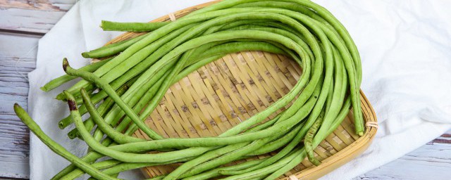 1、豆角类蔬菜：很多人都爱吃豇豆、四季豆、豌豆、扁豆、油豆角、蛇豆等