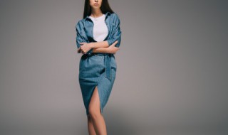 牛仔装有哪些新款式 牛仔装有什么款式